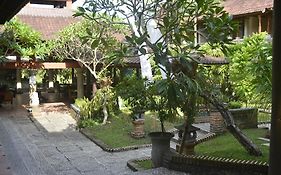 Puri Padi